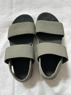 Keen Women's Olive Green and Black Double-Strap Sandals